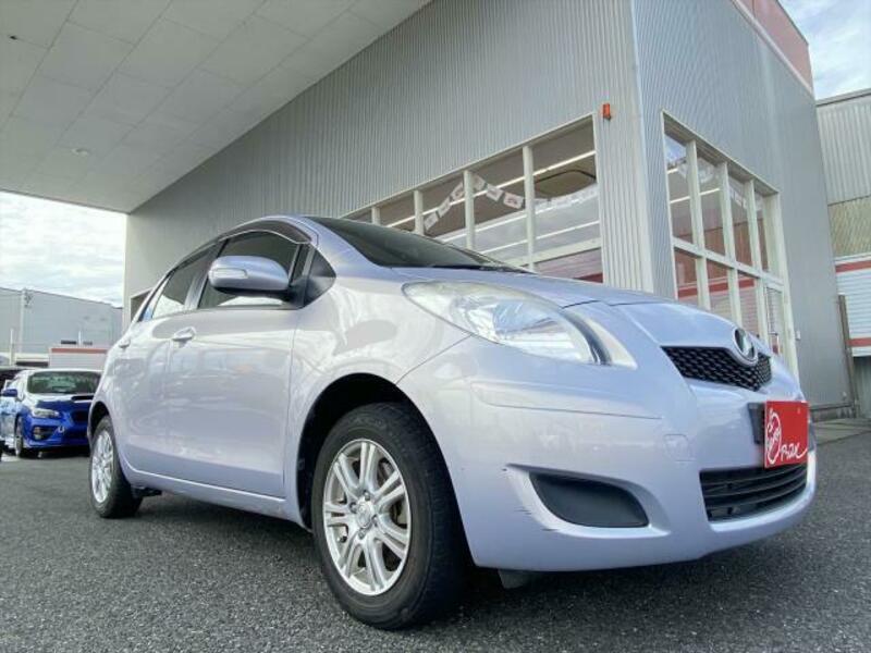 TOYOTA VITZ